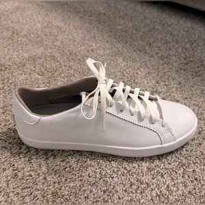 NEW Women’s Cole Haan Margo White Tennis Shoes Sz 6